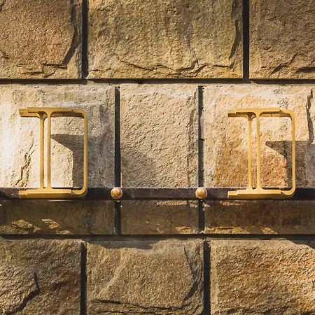 Timebasishotel Hidden Bank: Pearls *