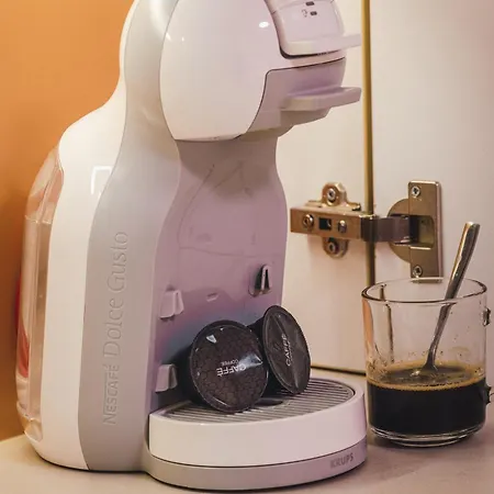 Hidden Bank: Pearls Motel para Casais Plovdiv