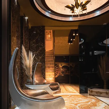 Hidden Bank: Pearls Romantiskt hotell