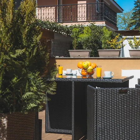 Hidden Bank: Pearls פלובדיב