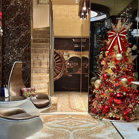 Hidden Bank: Pearls Romantiskt hotell