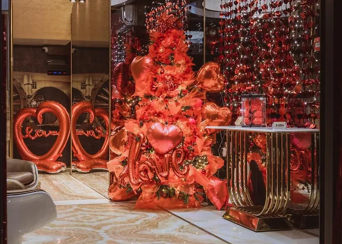 Love hotel Hidden Bank: Pearls